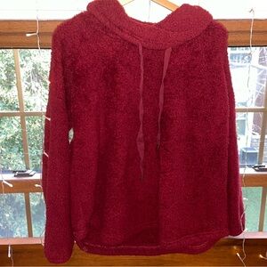 Large Cranberry Pullover